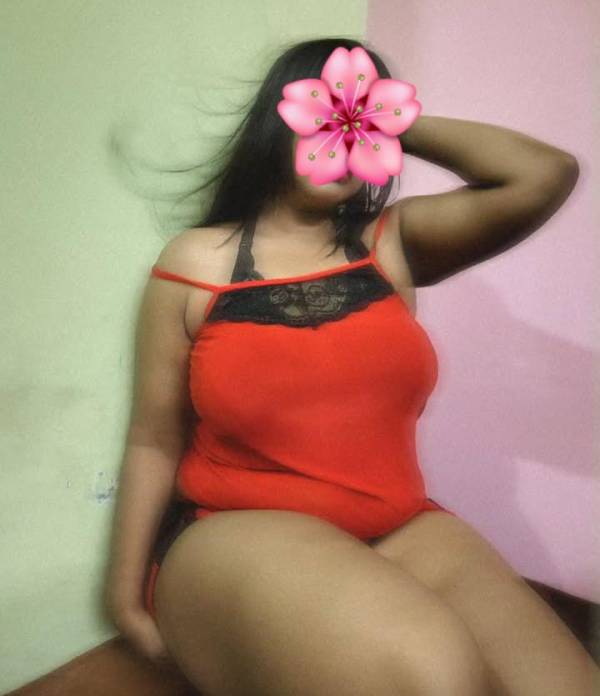 CHUBBY GIRL 💘 6000 with out room 🥰 ත්‍රිකුණාමලය කින්නියා උප්පුවේලි