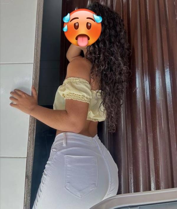 ❣️Young Girl – full Service Rs; 4000/= & Really Photos 😍Hi, am amisha ❤️am office working girl