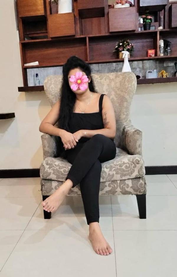 🛑Dancing Academy student Girl in Dehiwala. Am puja 🟣நான் திரிஷா, திருமணமாகாத, அழகான பெண். ஒரு நடனப் பயிற்சிப் பள்ளியில் படித்து வருகிறேன். 🔷 தெஹிவலா, வெல்லவத்தை📍 22 years old (unmarried) 🌹6000/- Full