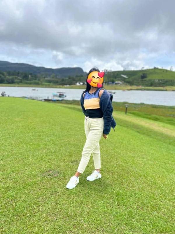 NEW MUSLIM GIRL வெள்ளவத்தை பம்பலப்பிட்டி கொள்ளுப்பிட்டியில் அழகான பெண் (சூப்பர் சர்வீஸ்) Hot Tamil Girl At Wellawatte Bambalapitiya Wellawaththa