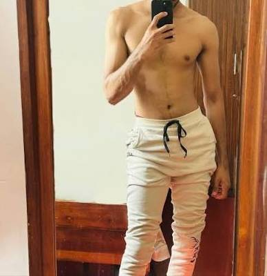 Wayasa 30-50, කාන්තාවක් සොයමි